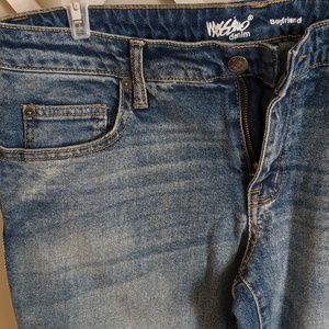 Mossimo Boyfriend fit jeans